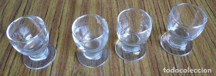 Antig&uuml;edades: 4 vasos cristal - Foto 2
