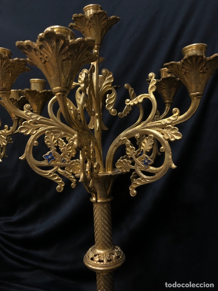 Antig&uuml;edades: Pareja de candelabros - Foto 2