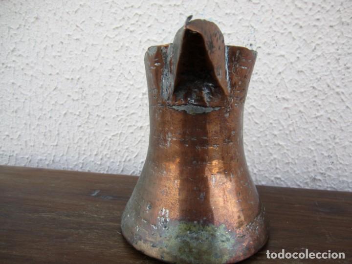 Antig&uuml;edades: Jarrita cobre con asa de bronce A - Foto 2