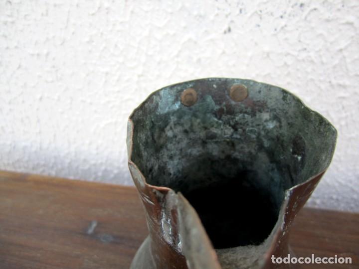 Antig&uuml;edades: Jarrita cobre con asa de bronce A - Foto 3