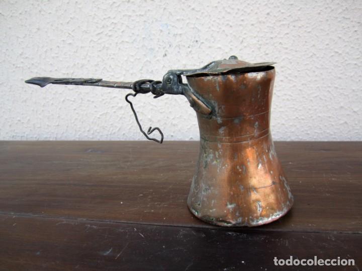 Antig&uuml;edades: Jarrita cobre con mango de cobre SXVIII - Foto 3