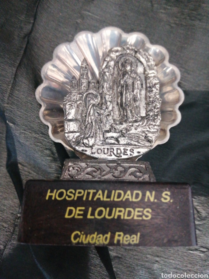 Antiquit&auml;ten: CIUDAD REAL, HOSPITALIDAD DE LOURDES, 10 CM X 7 CM, METAL