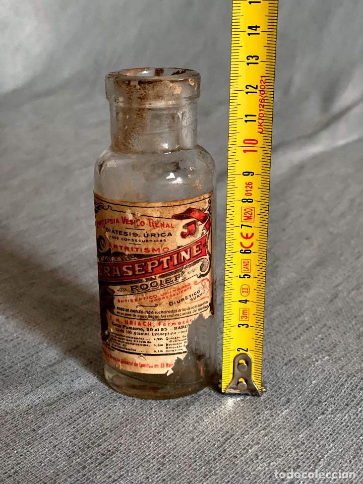 Antig&uuml;edades: Botecito de farmacia. Barcelona. - Foto 3