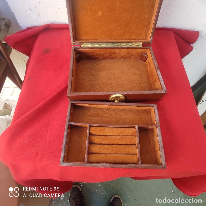 Antig&uuml;edades: joyero - Foto 3