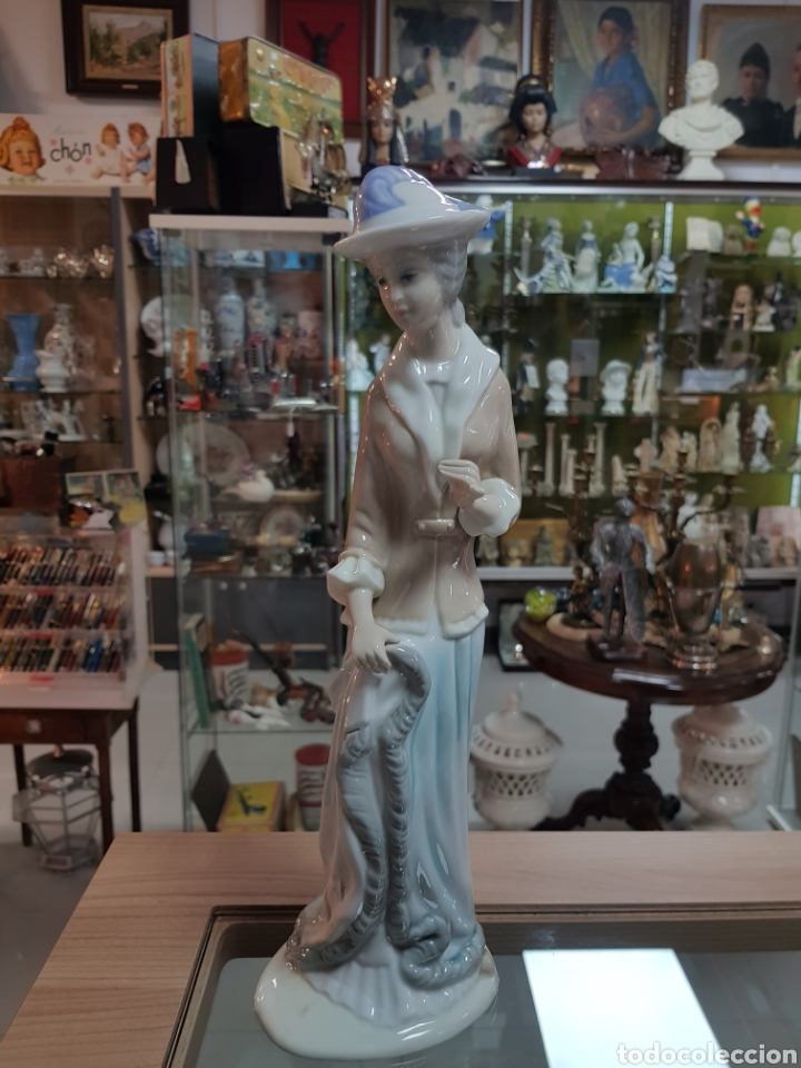 Antig&uuml;edades: FIGURA DE PORCELANA - Foto 2