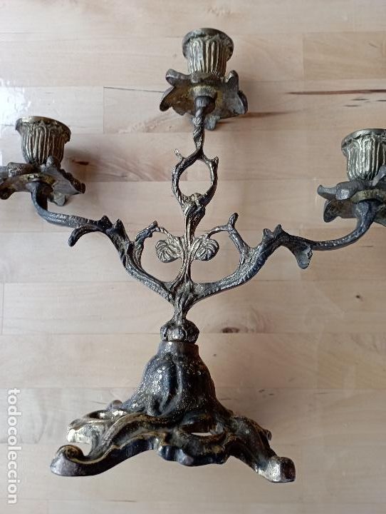 Antig&uuml;edades: Pareja de candelabros de Bronce, 2 veleros. - Foto 3