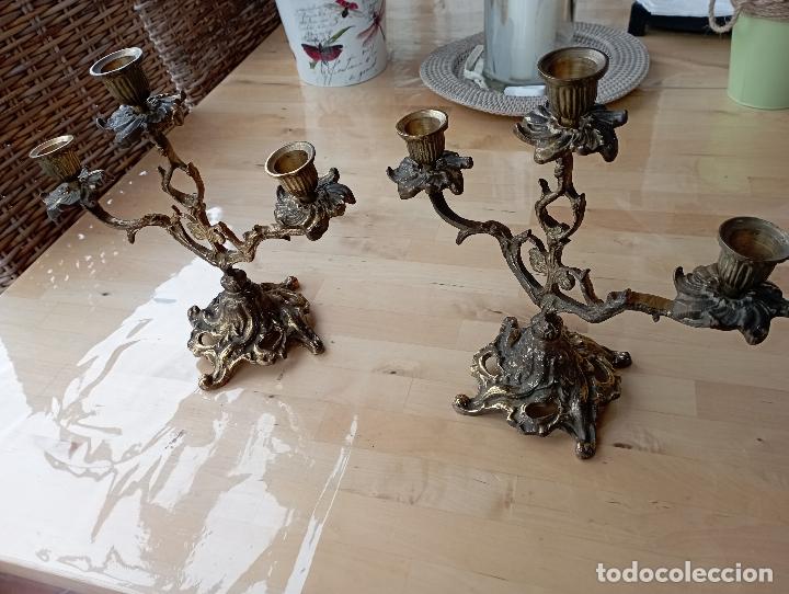 Antig&uuml;edades: Pareja de candelabros de Bronce, 2 veleros. - Foto 1
