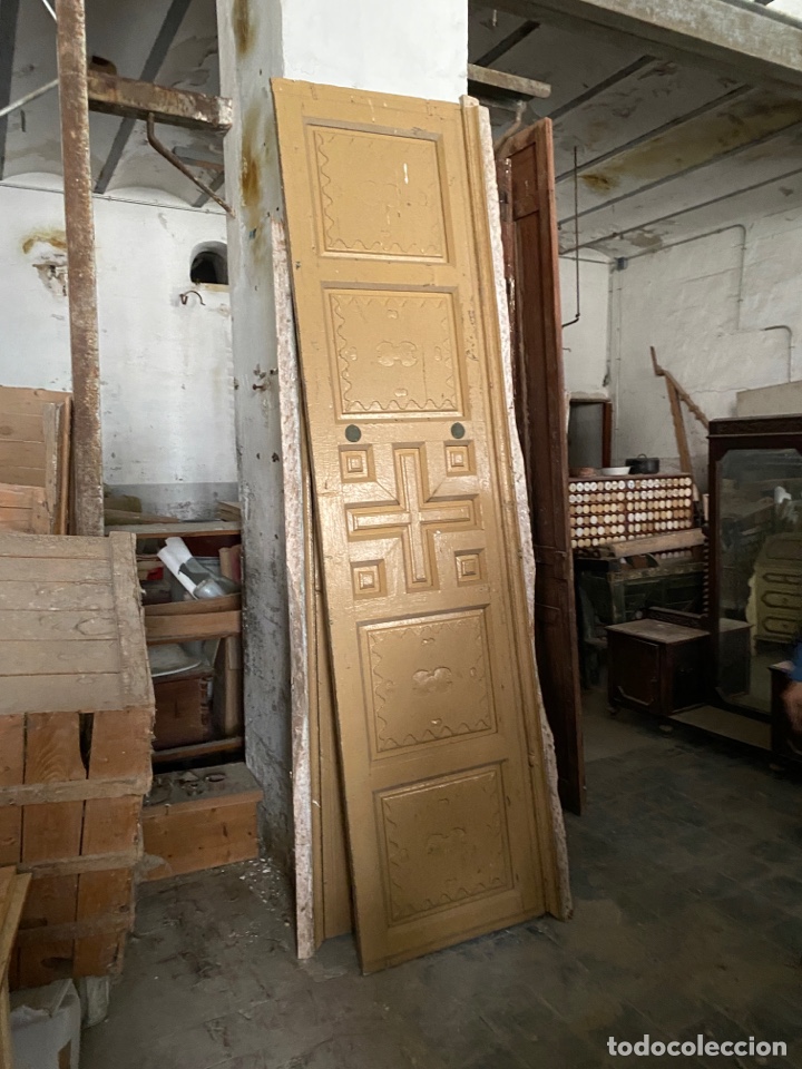 Antig&uuml;edades: Gran puerta antigua de iglesia - Foto 3