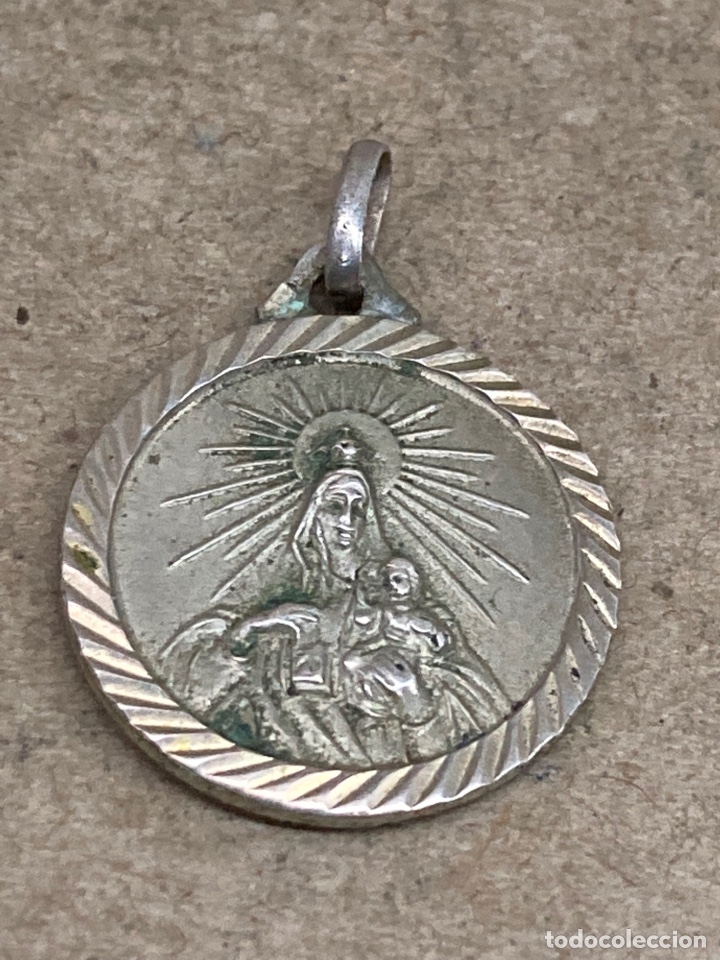 Antig&uuml;edades: Medalla de plata religiosa - Foto 2