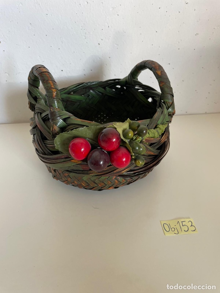 Antig&uuml;edades: Cesta de mimbre - Foto 1