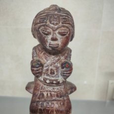 Antigüedades: REPRODUCCIÓN FIGURA TALLA MADERA ANTROPOMORFA PRECOLOMBINA 22CM