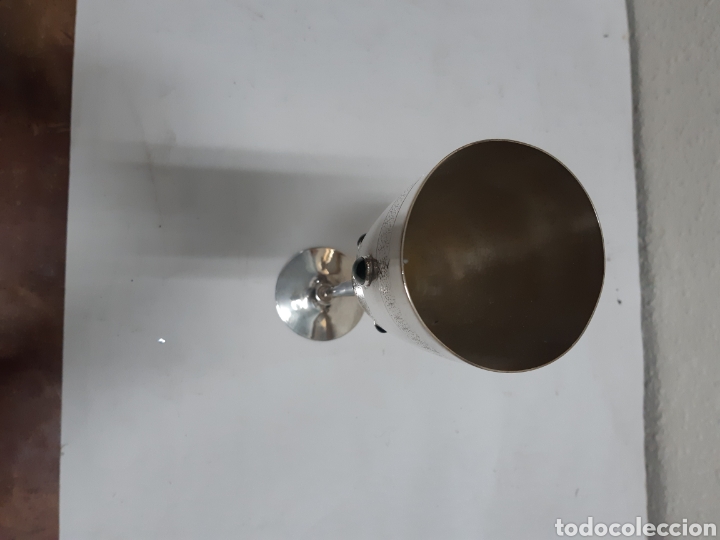 Antig&uuml;edades: Copa en Metal Plateado - Foto 2
