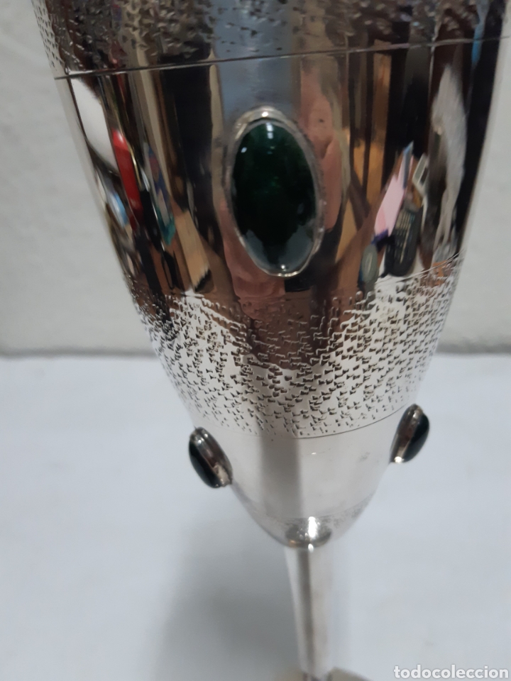 Antig&uuml;edades: Copa en Metal Plateado - Foto 4