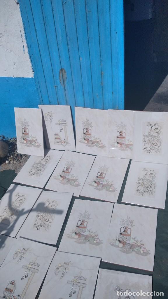 Antig&uuml;edades: azulejos-17 - Foto 1
