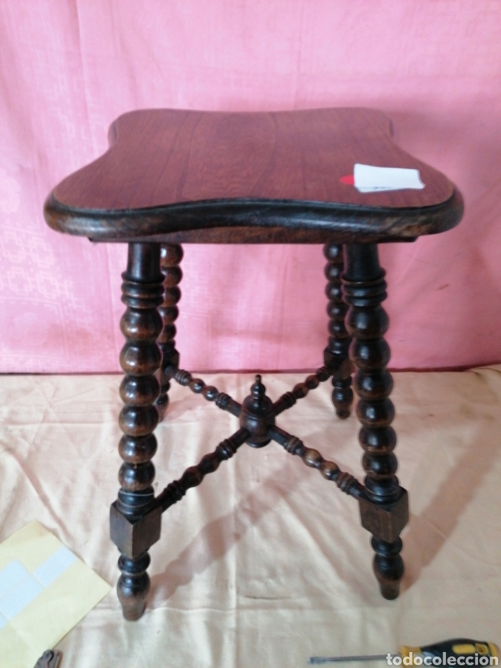 Antig&uuml;edades: Taburete - Foto 2