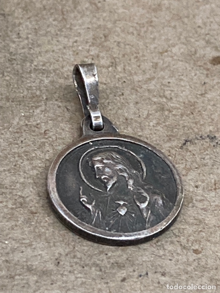 Antig&uuml;edades: Medalla de plata religiosa - Foto 1