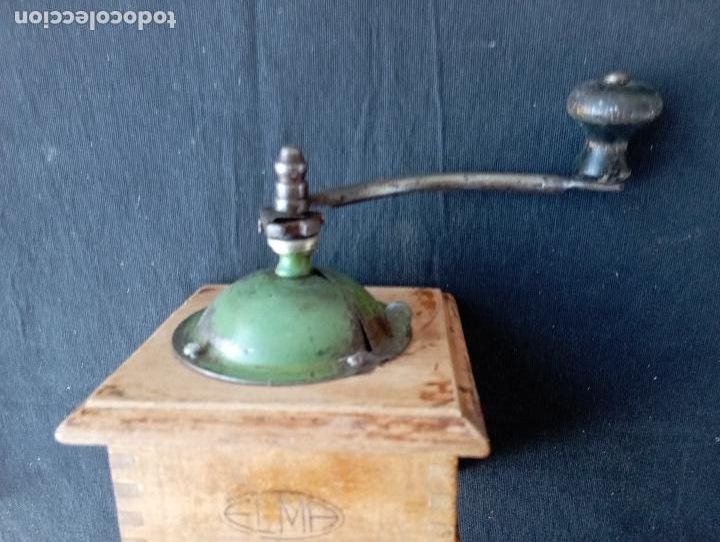 Antig&uuml;edades: Antiguo Molinillo de caf&eacute; Marca Elma de madera. - Foto 3