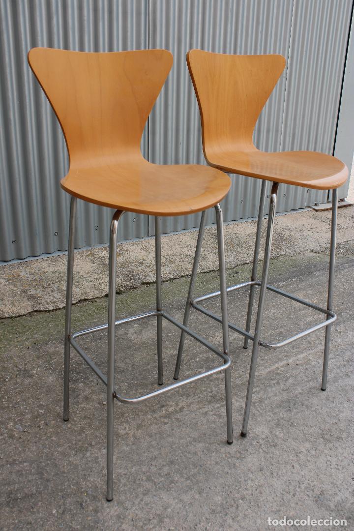 Antig&uuml;edades: 2 taburetes de bar - Foto 3