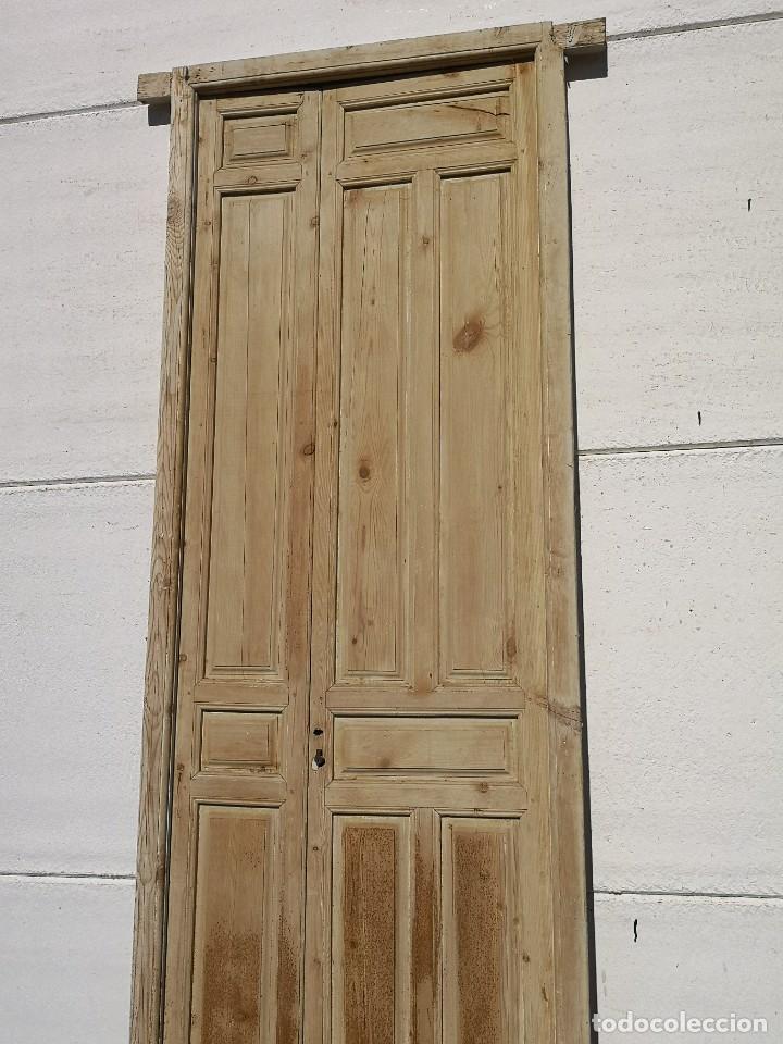 Antig&uuml;edades: Puerta antigua de interior de doble hoja - Foto 3