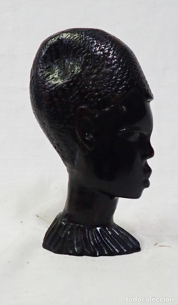 Antig&uuml;edades: BUSTO EN MADERA AFRICANA - Foto 1