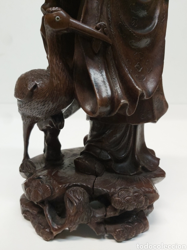 Antig&uuml;edades: Figura china tallada en madera - Foto 9
