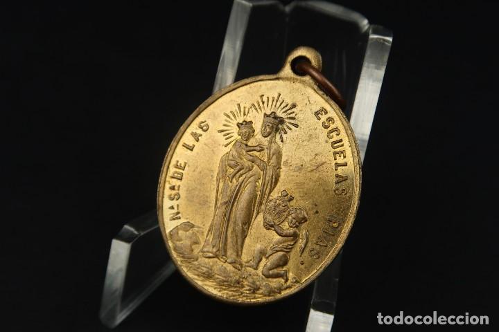 Antig&uuml;edades: Antigua Medalla Religiosa - Foto 2