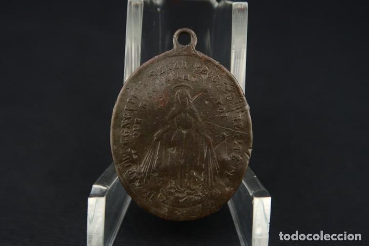 Antig&uuml;edades: Antigua Medalla Religiosa - Foto 1