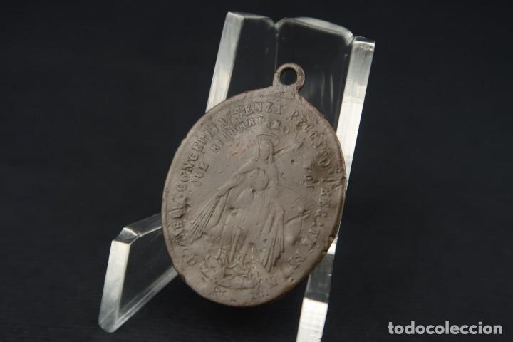 Antig&uuml;edades: Antigua Medalla Religiosa - Foto 2