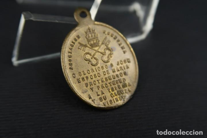 Antig&uuml;edades: Antigua Medalla Religiosa - Foto 4