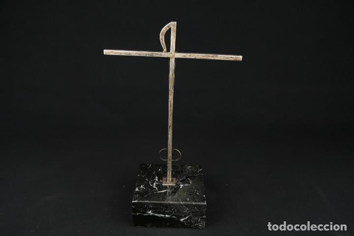 Antig&uuml;edades: Antiguo Crucifijo de Plata - Foto 12
