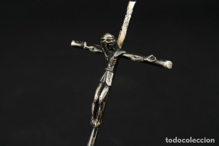 Antig&uuml;edades: Antiguo Crucifijo de Plata - Foto 4