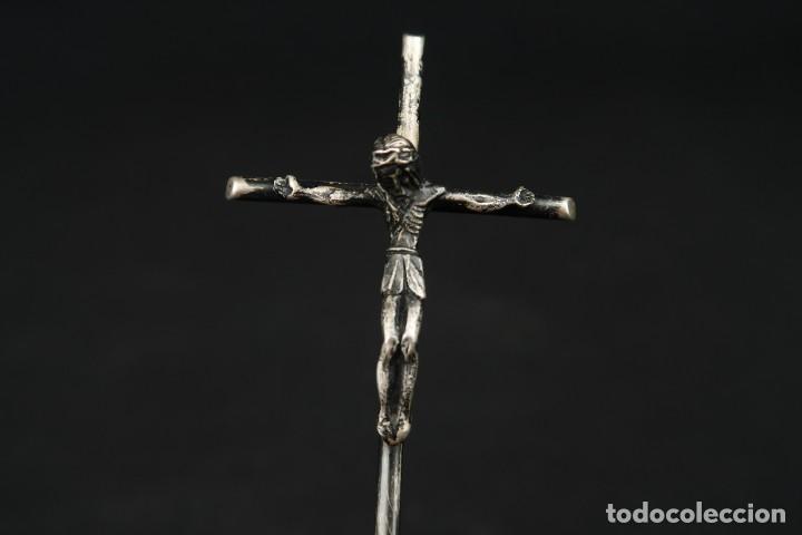 Antig&uuml;edades: Antiguo Crucifijo de Plata - Foto 5