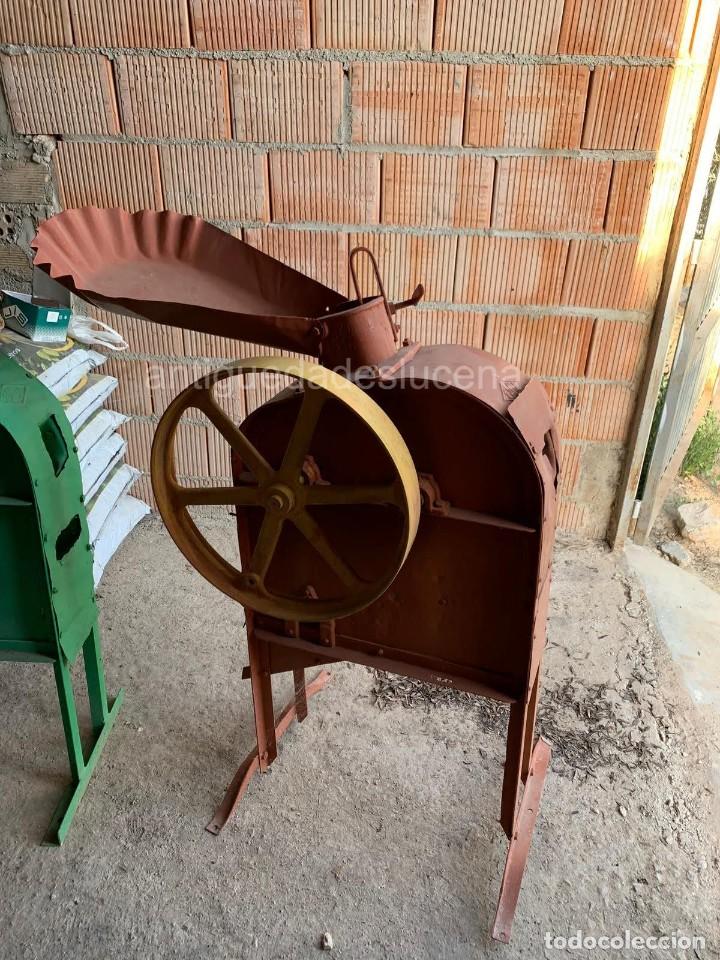 Antig&uuml;edades: Desgranadora antigua de mazorcas - Foto 2