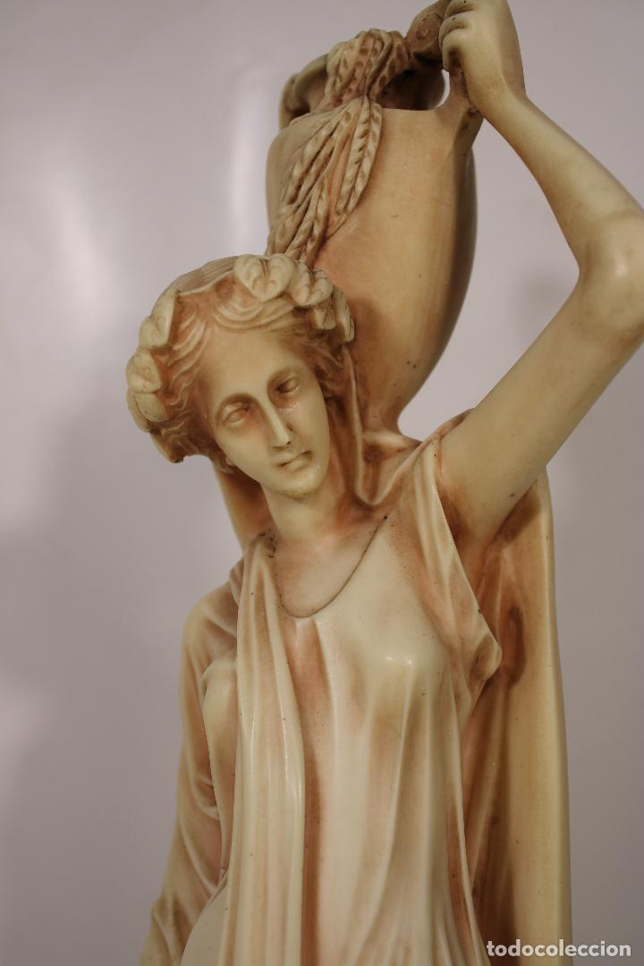 Antig&uuml;edades: figura de la dama de verano - Foto 5
