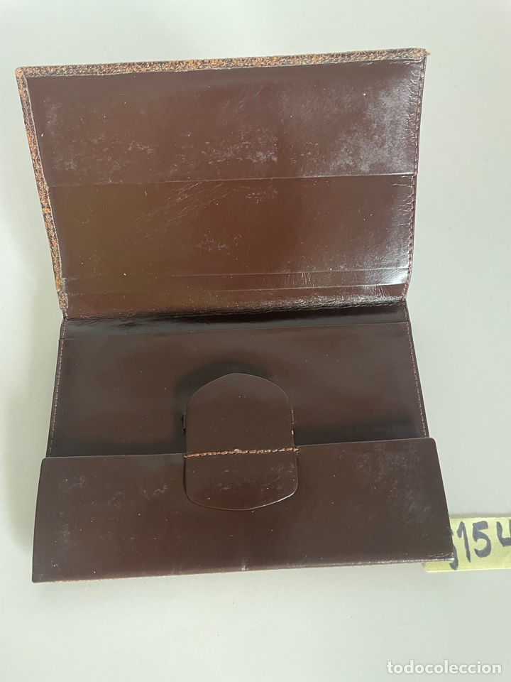 Antig&uuml;edades: Cartera cuero repujado - Foto 3