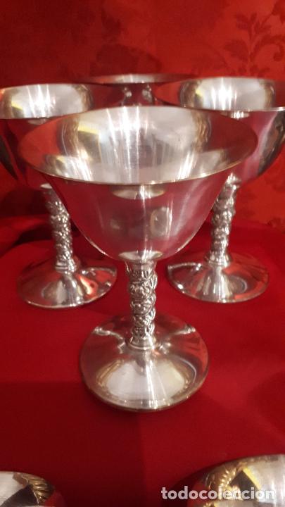 Antig&uuml;edades: 6 copas de metal plateado. - Foto 2
