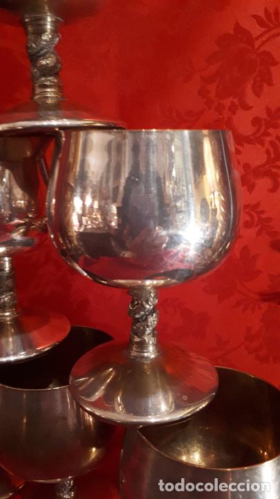 Antig&uuml;edades: Seis copas de metal plateado - Foto 3