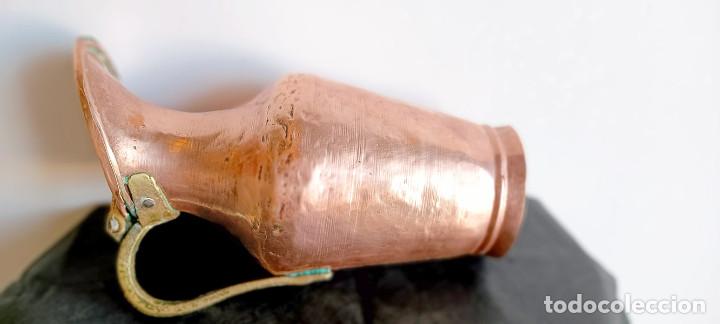 Antig&uuml;edades: Jarra de cobre con tapa - Foto 4
