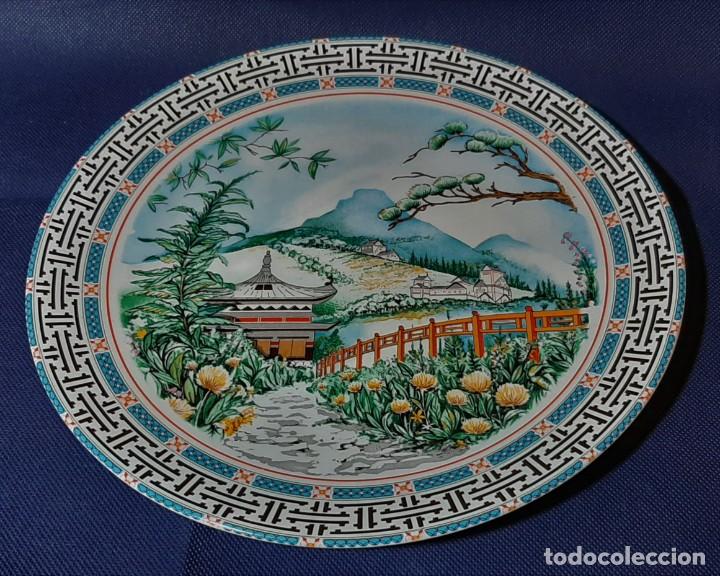 Antig&uuml;edades: Plato porcelana japonesa. - Foto 1