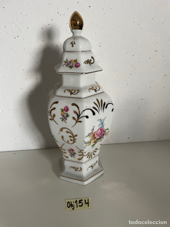 Antig&uuml;edades: Tibor de porcelana - Foto 1