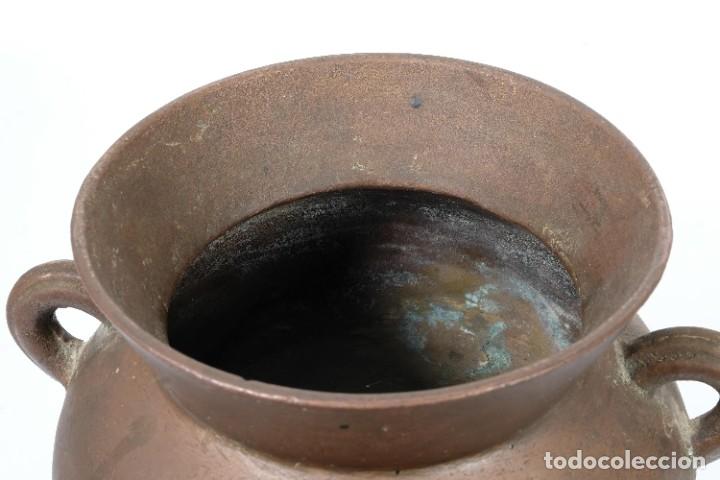 Antig&uuml;edades: Antigua olla en bronce siglo XVIII - Foto 5