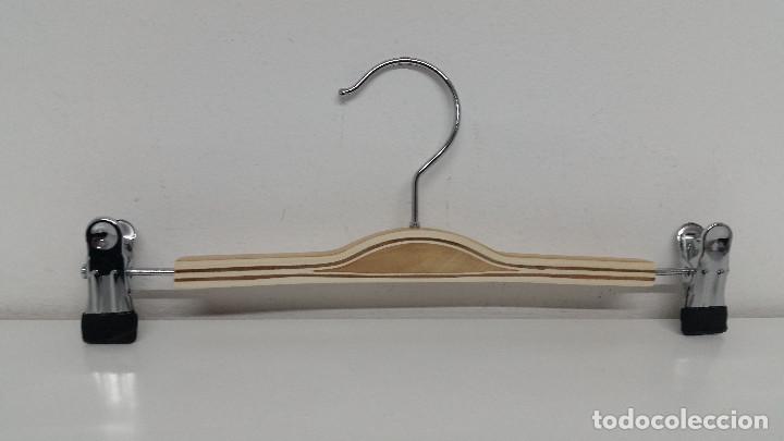 Antig&uuml;edades: 10 PERCHAS DE MADERA (30cm. de largo) - Foto 1
