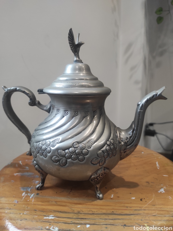 Antig&uuml;edades: ELABORADA TETERA DE LA MARCA SADF, DETALE DE UVAS - Foto 1