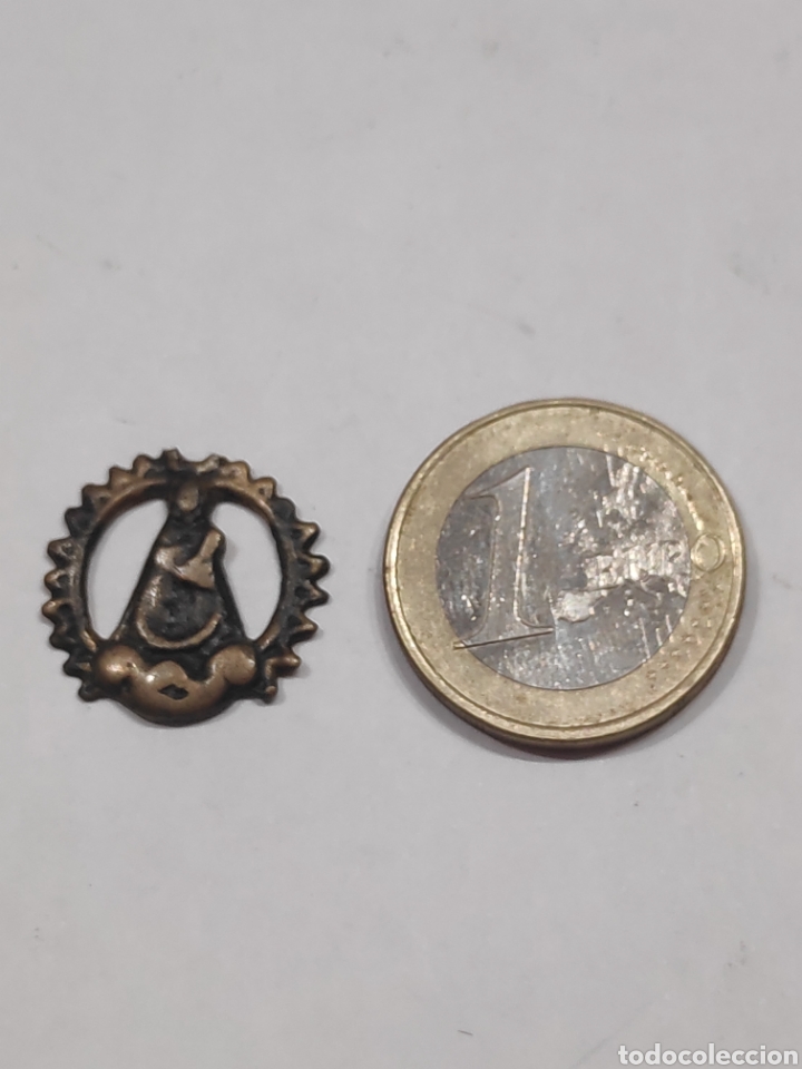 Antig&uuml;edades: Medalla de la Virgen - Foto 3