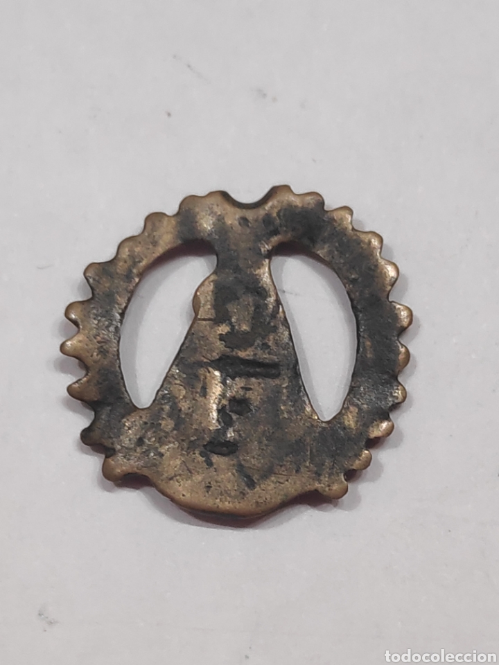 Antig&uuml;edades: Medalla de la Virgen - Foto 2