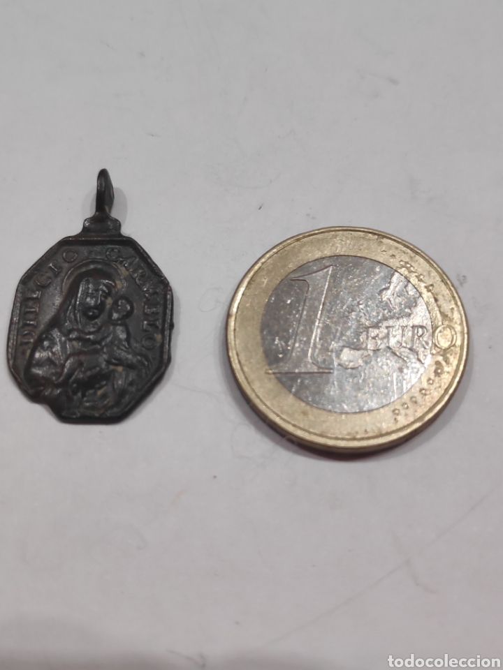 Antig&uuml;edades: Medalla de Nuestra Se&ntilde;ora Carmelo y San Crist&oacute;bal - Foto 3