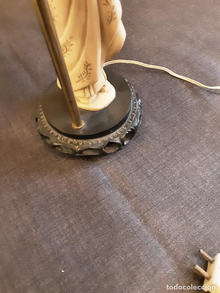 Antig&uuml;edades: L&aacute;mpara con figura japonesa - Foto 5