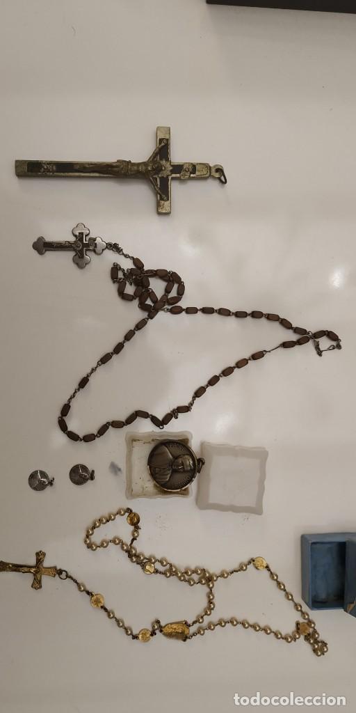 Antig&uuml;edades: CONJUNTO OBJETOS RELIGIOSOS - Foto 1