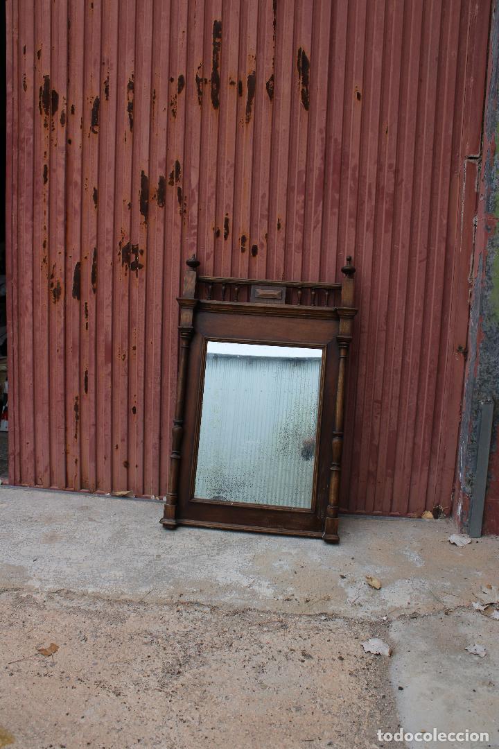 Antig&uuml;edades: espejo antiguo de madera - Foto 4