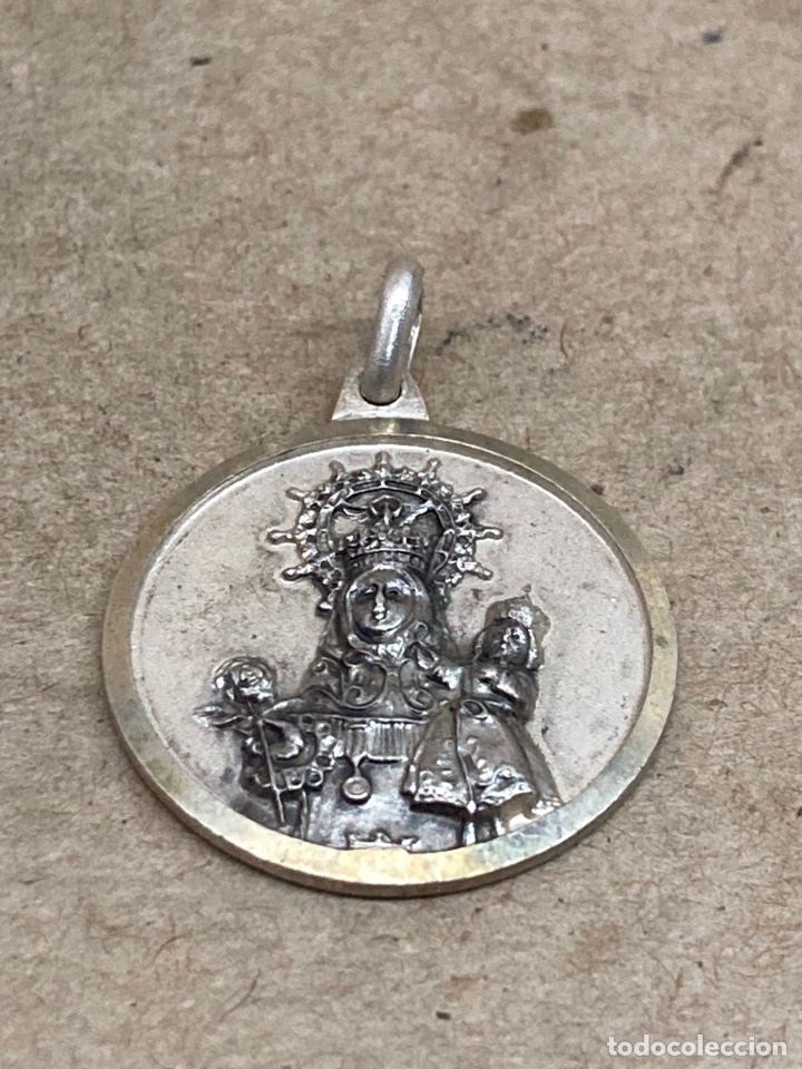 Antig&uuml;edades: Medalla de plata religiosa - Foto 1